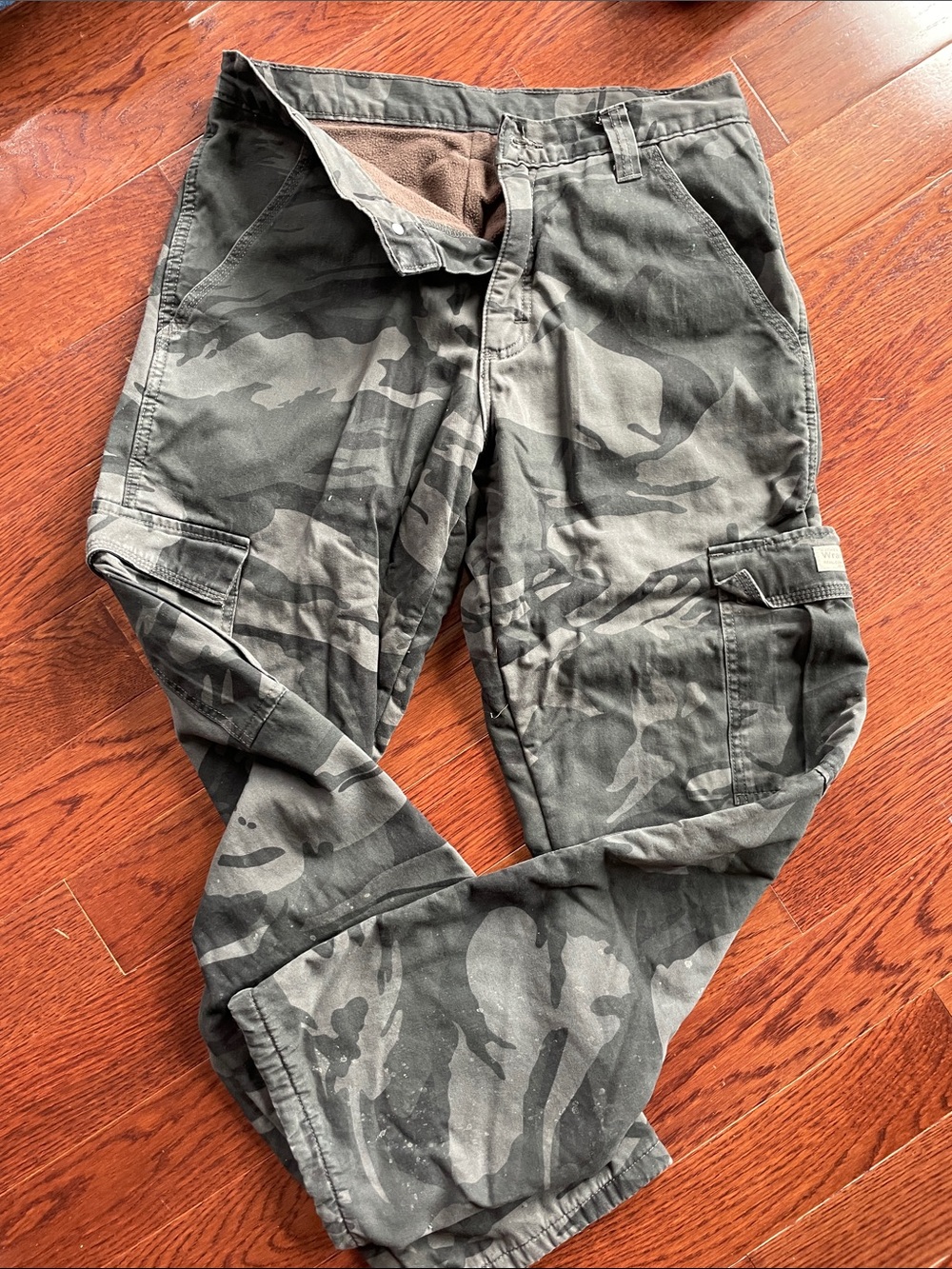 Wrangler Warm Camo Cargo Pants